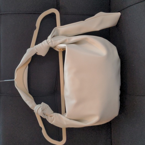 Express Bag - Picture 3 of 9